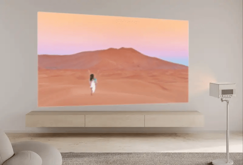 XGIMI projector automatically correcting image keystone and focus for a sharp, aligned projection
